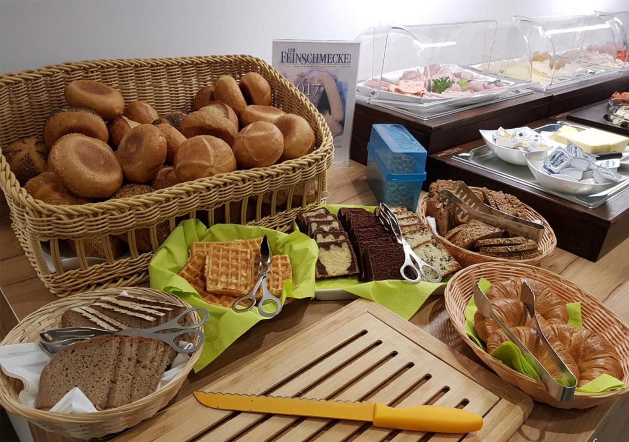 호텔 셀라우 Neunkirchen am Brand 외부 사진